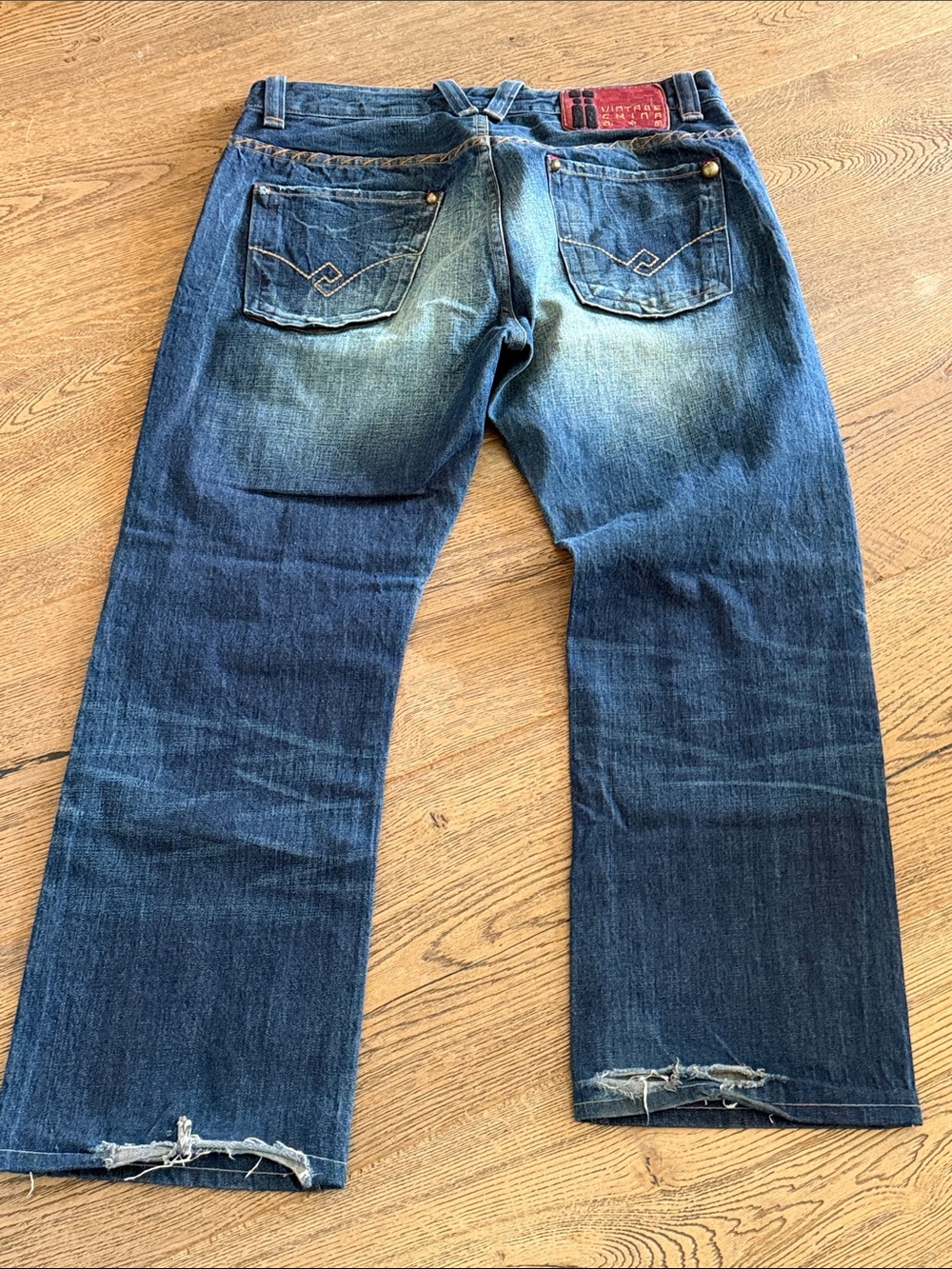 Vintage China Y2K men’s Straight‎ Fit Distressed Jeans in Dark Blue